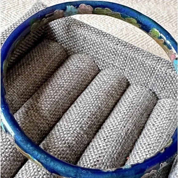 Vintage Cloisonné Navy Blue Bangle Bracelet Pastel Blue, Pink, Green & Gold - Picture 6 of 9